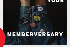 Open for your anniversary gift 🎁