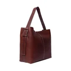 Re:Designed by Dixie Naya Big skulderveske i skinn Cognac